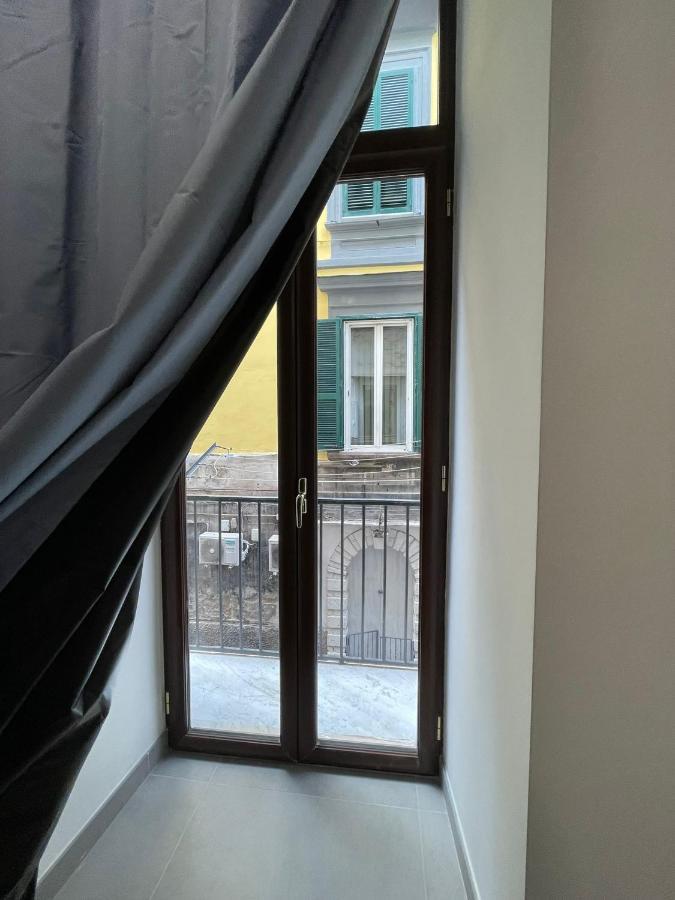 3rooms Chiaia 2 Bed & Breakfast