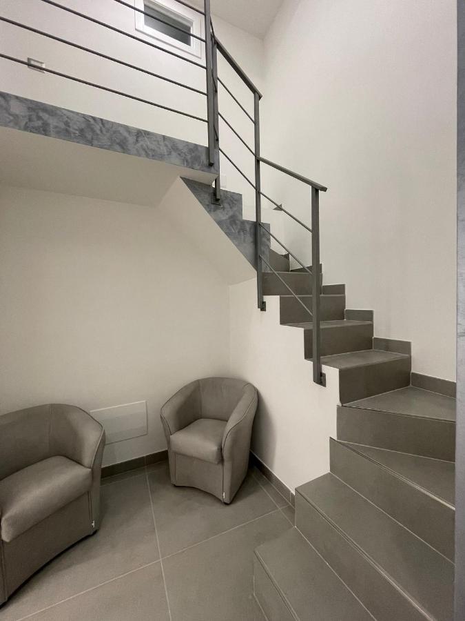 Bed & Breakfast 3rooms Chiaia 2 Napoli