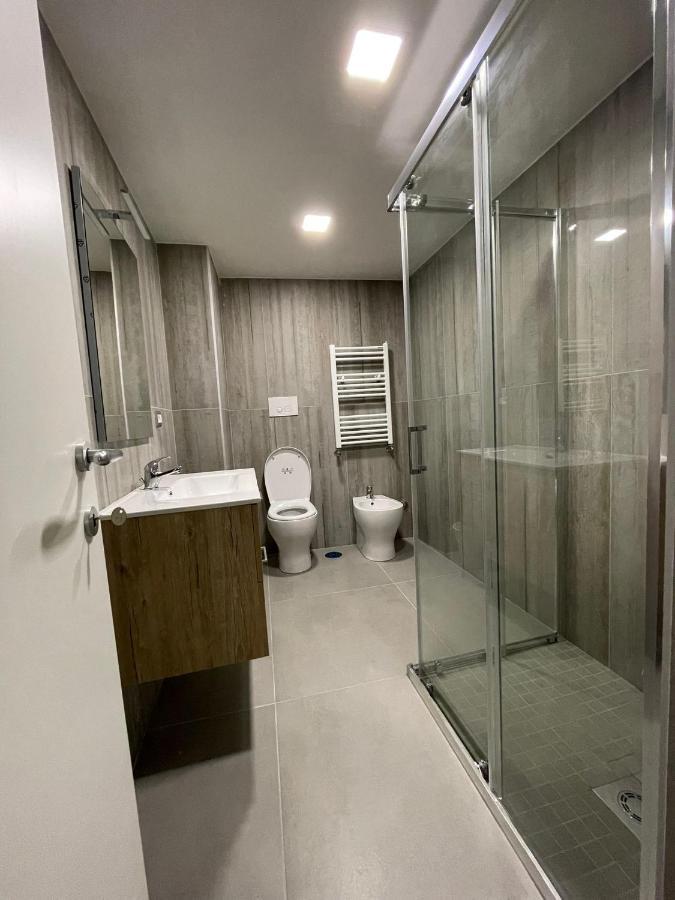 Bed & Breakfast 3rooms Chiaia 2 3*