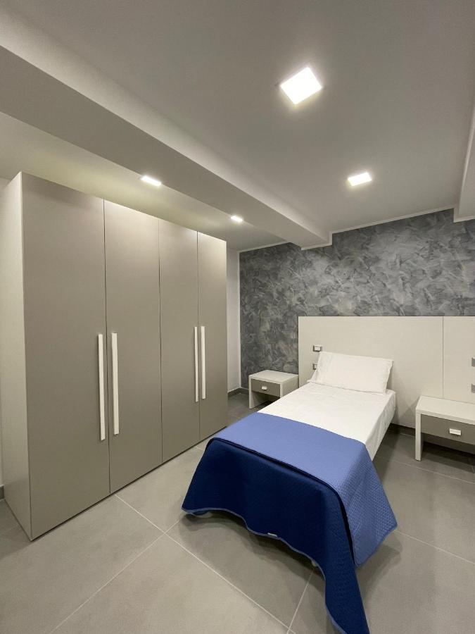 3rooms Chiaia 2 Bed & Breakfast Napoli
